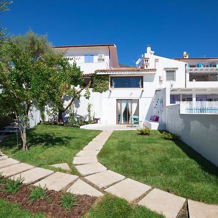 Palmasera Charming Suites Cala Gonone Bagian luar foto