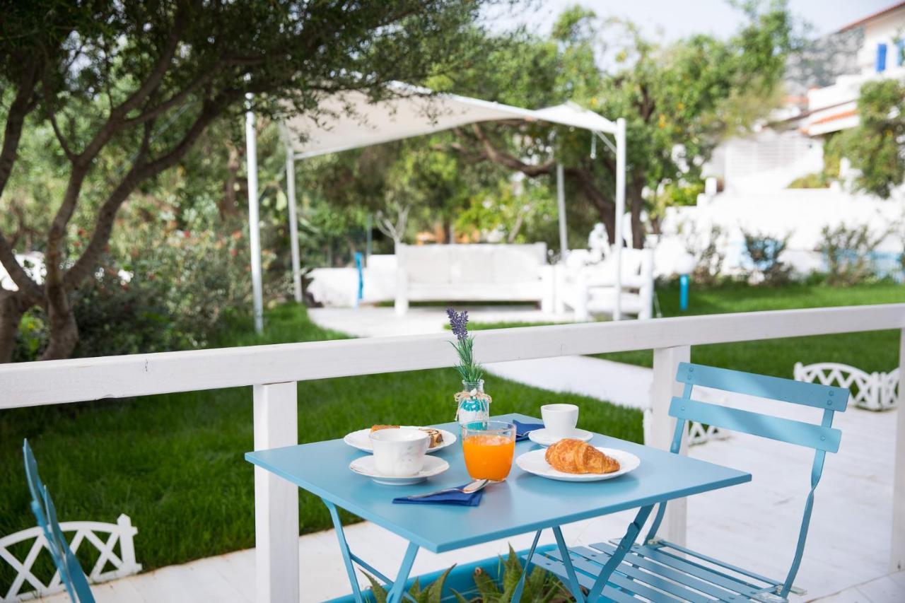 Palmasera Charming Suites Cala Gonone Bagian luar foto