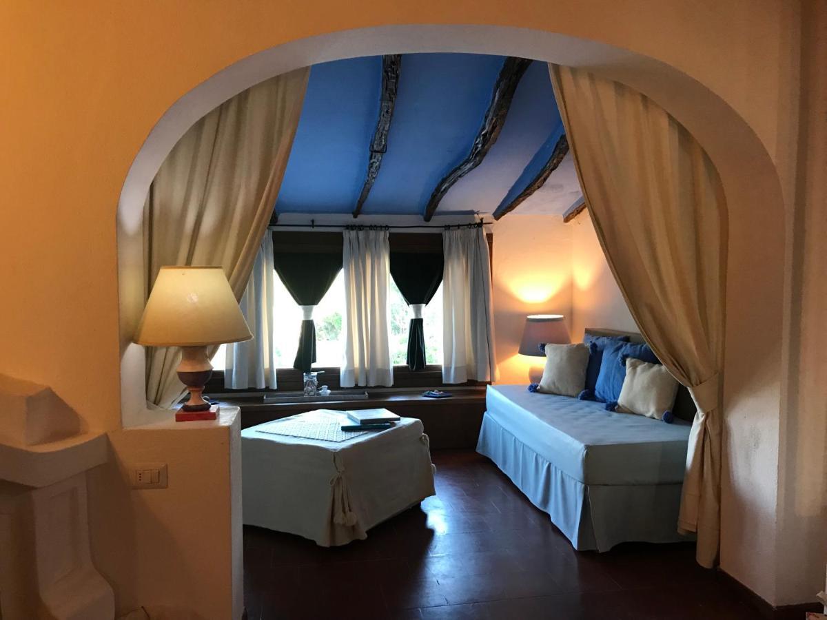 Palmasera Charming Suites Cala Gonone Bagian luar foto