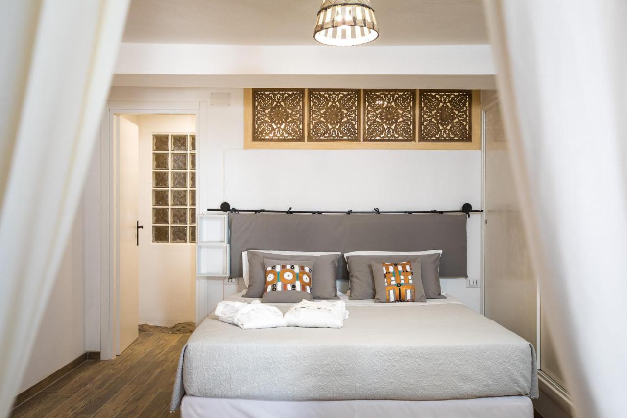 Palmasera Charming Suites Cala Gonone Bagian luar foto